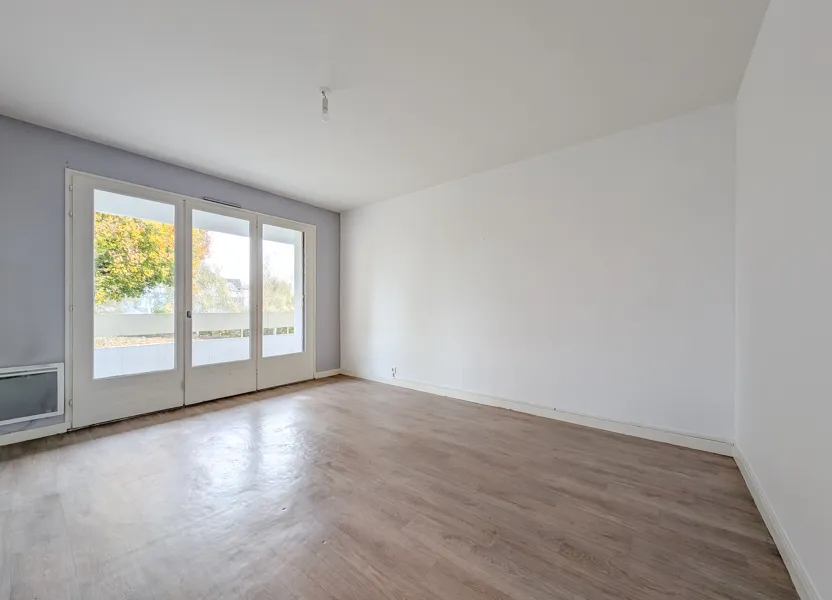 Appartement Rue Louis Dauzier à Arpajon-sur-Cère
