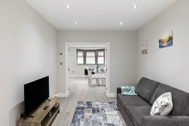 Flat St Mary Street in Weymouth