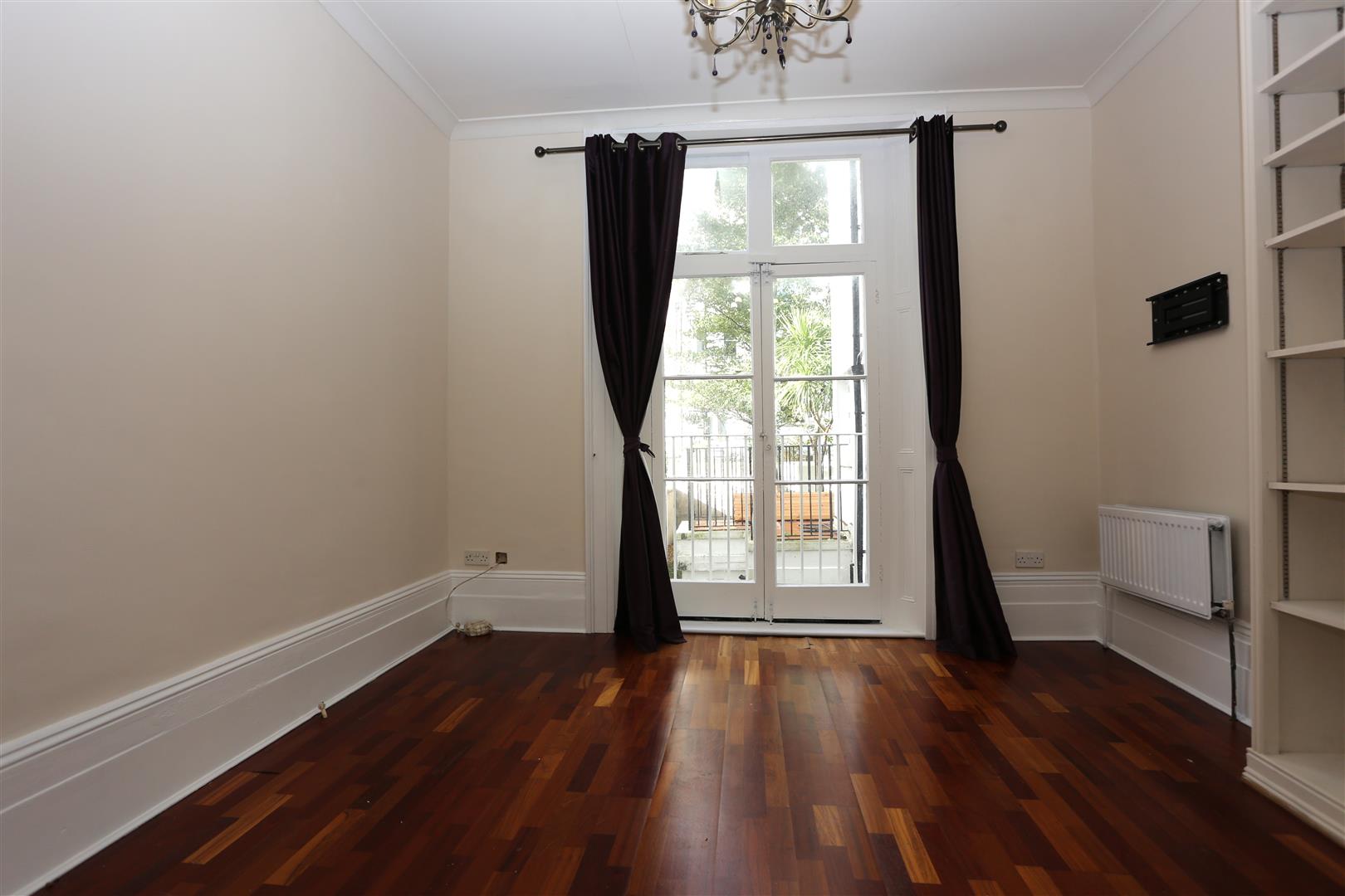 Flat Brunswick Road in Hove