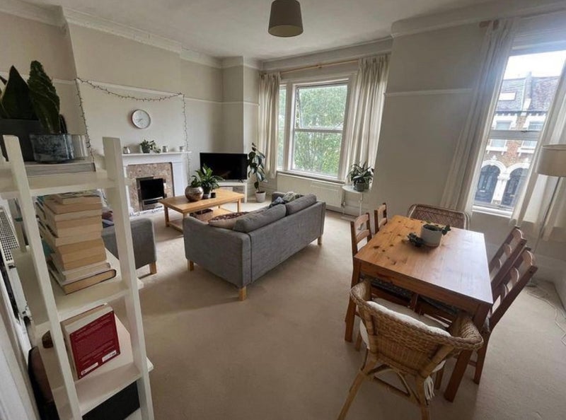 Room Galveston Road in Greater London