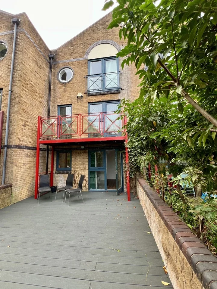 House Taeping Street in Greater London