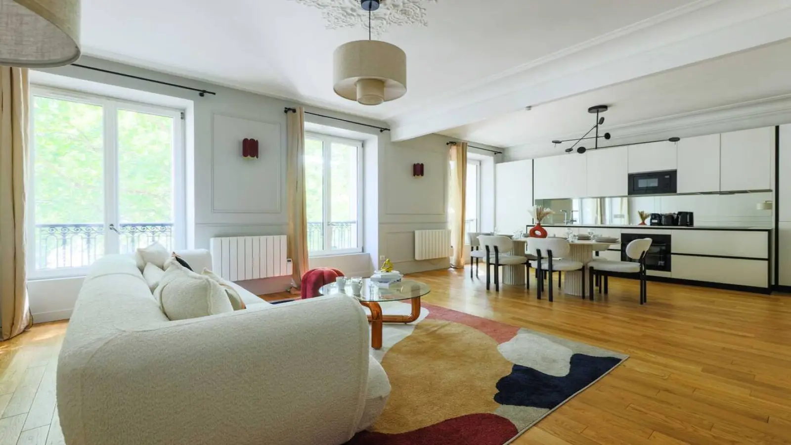 Flat Rue du Faubourg Saint-Antoine in Paris