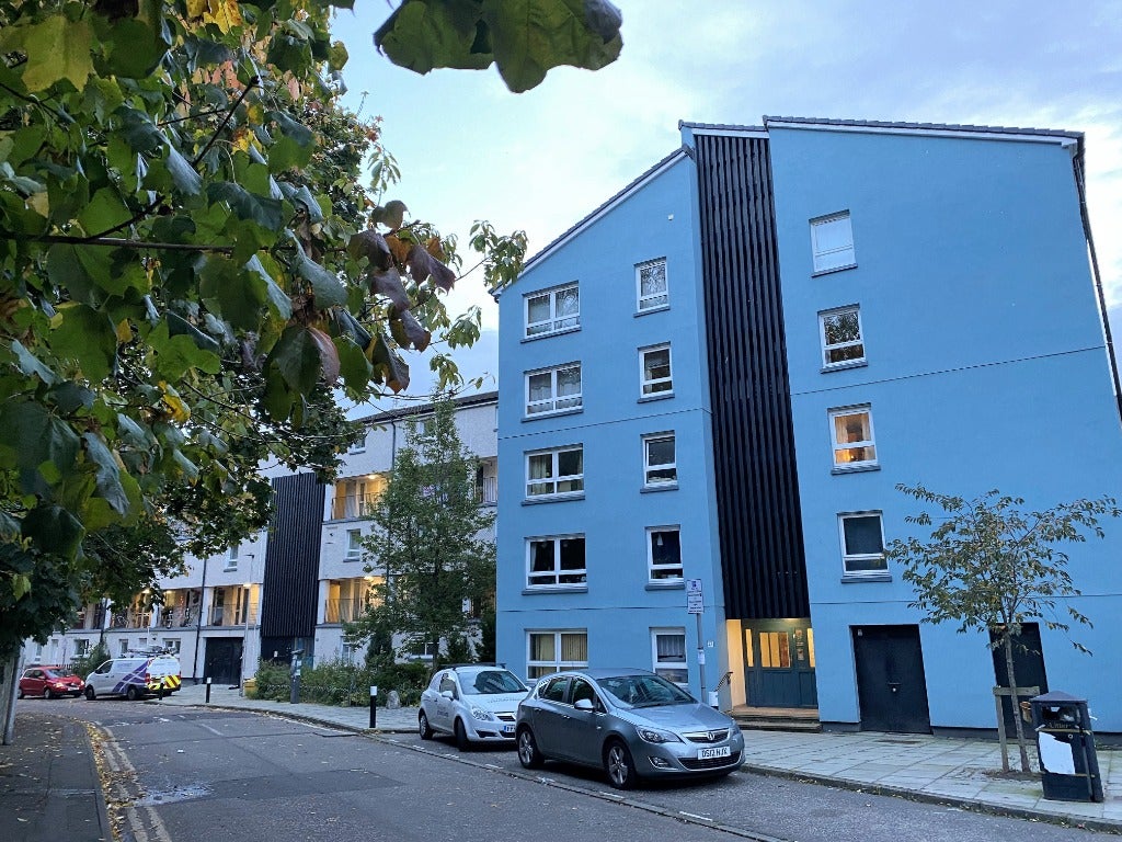 Flat Holyrood Road in City of Edinburgh