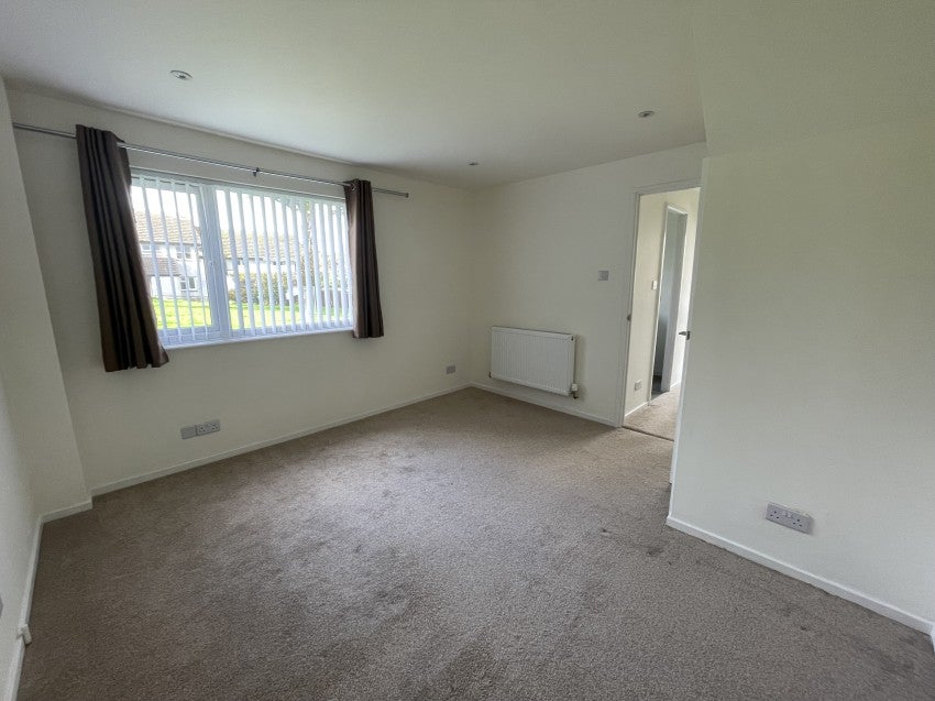House Gills Close in Penryn