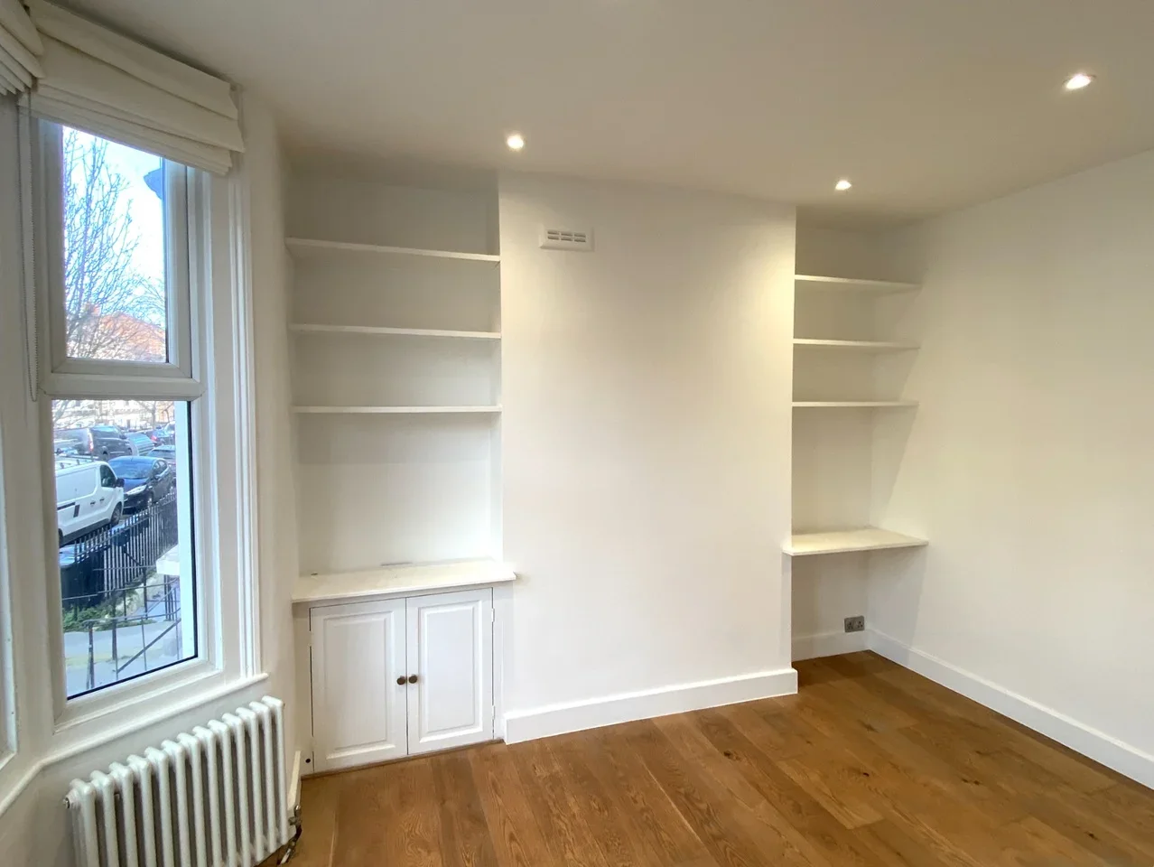 Flat Mabley Street in Greater London