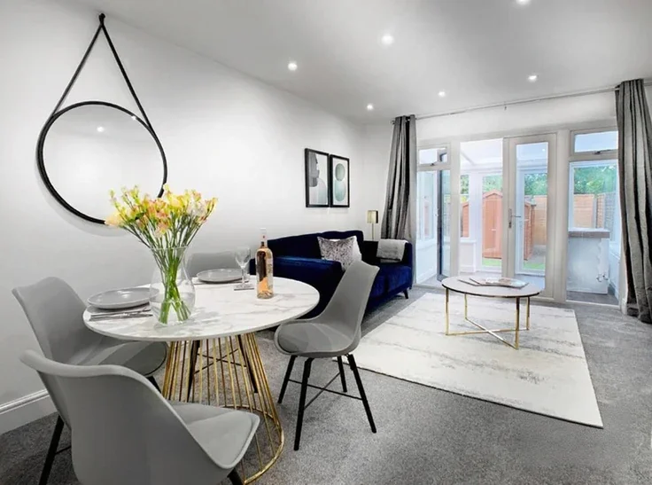House Oak Ridge in Surrey Heath