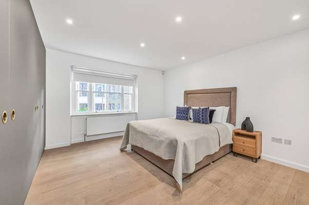 Flat Marylebone High Street in City of Westminster
