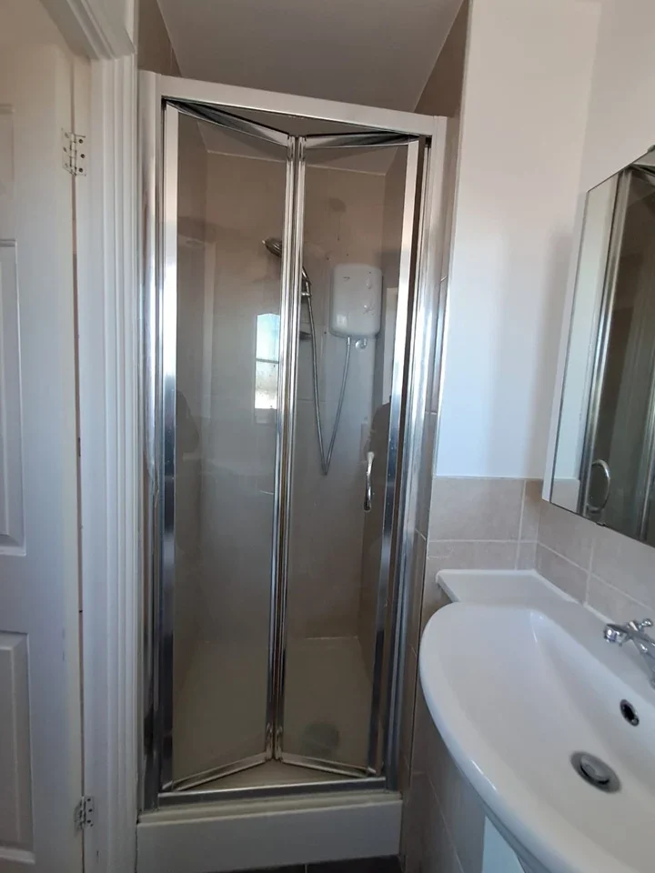Flat Livesey Close in Greater London