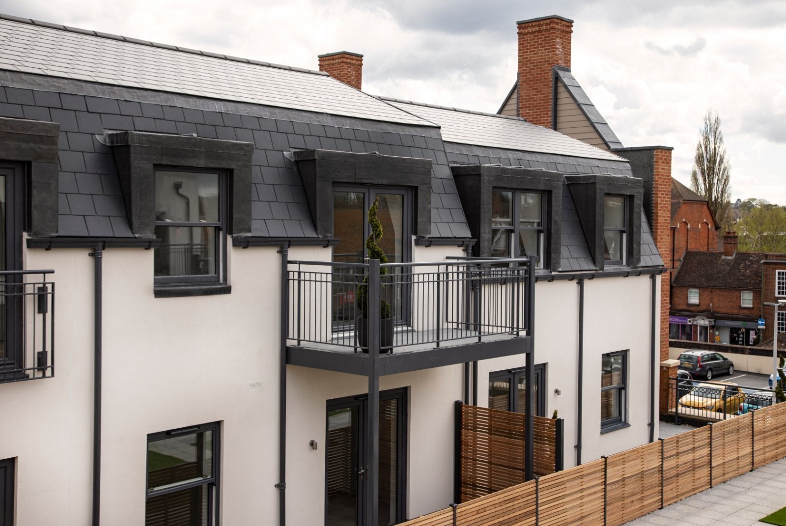 Flat Falkers Court in Waverley
