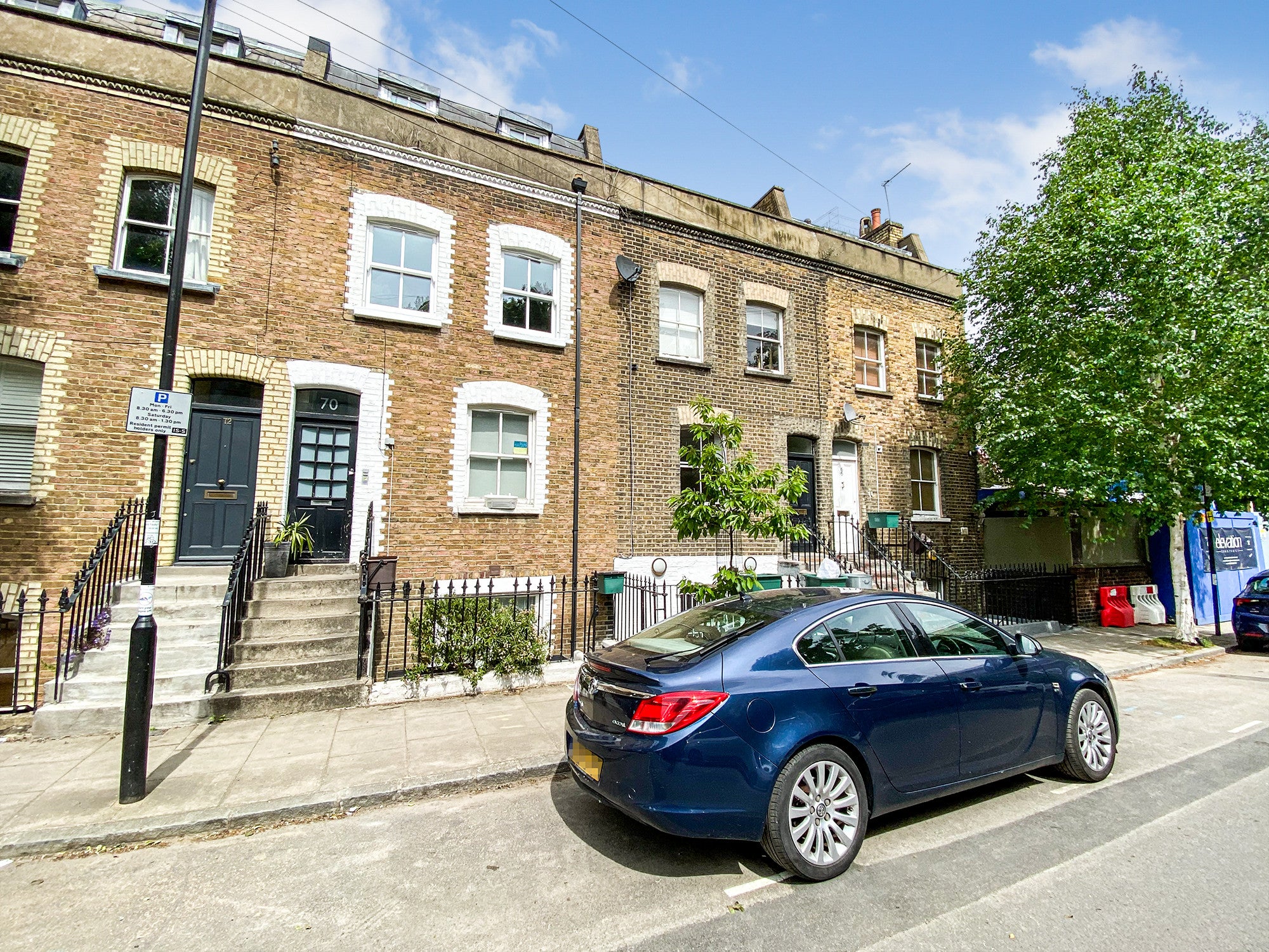 Flat Conistone Way in Greater London