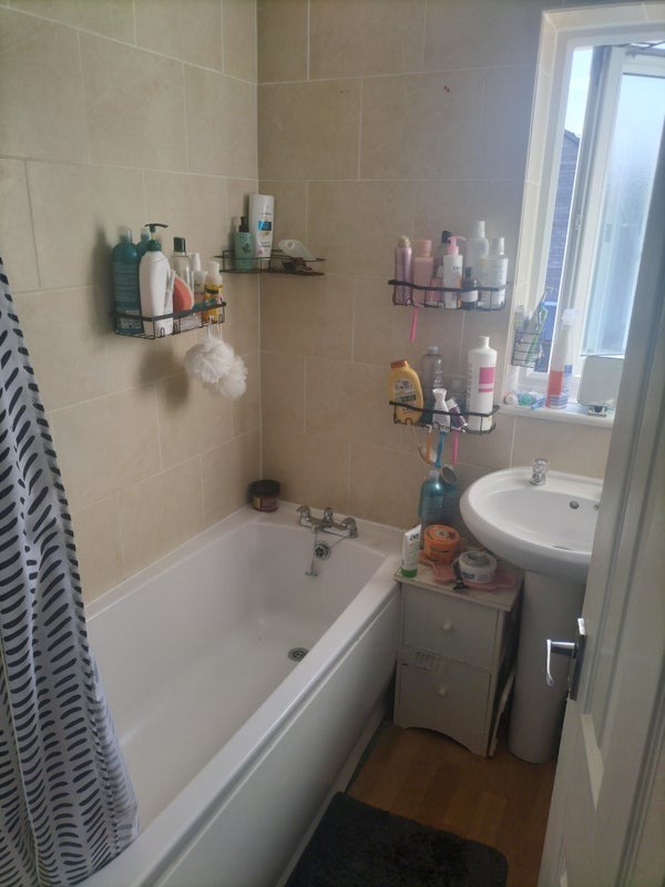Room Fir Road in Breckland District