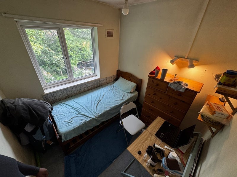 Room Swinford Road in Birmingham