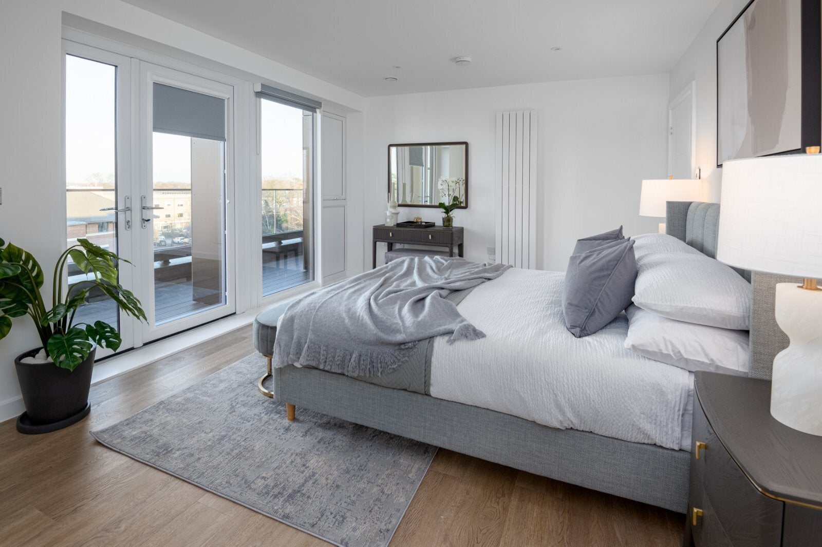 Flat Millers Close in Elmbridge