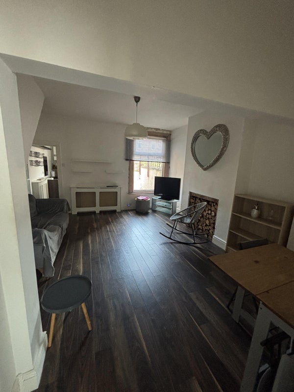 Room Lloyd Street South in Manchester