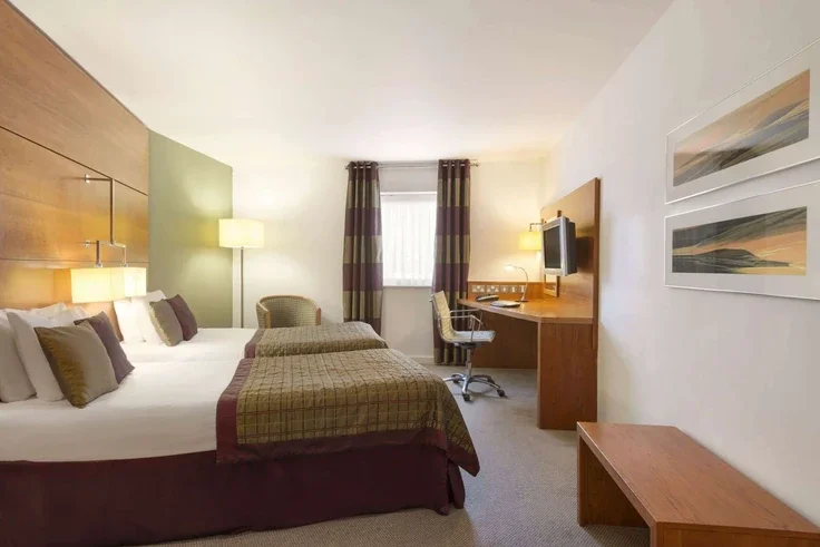 Room Ellice Way in Wrexham
