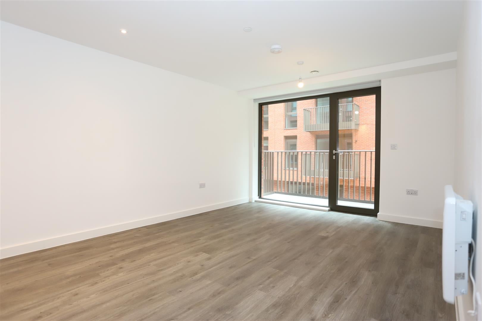 Flat Worrall Street in Salford