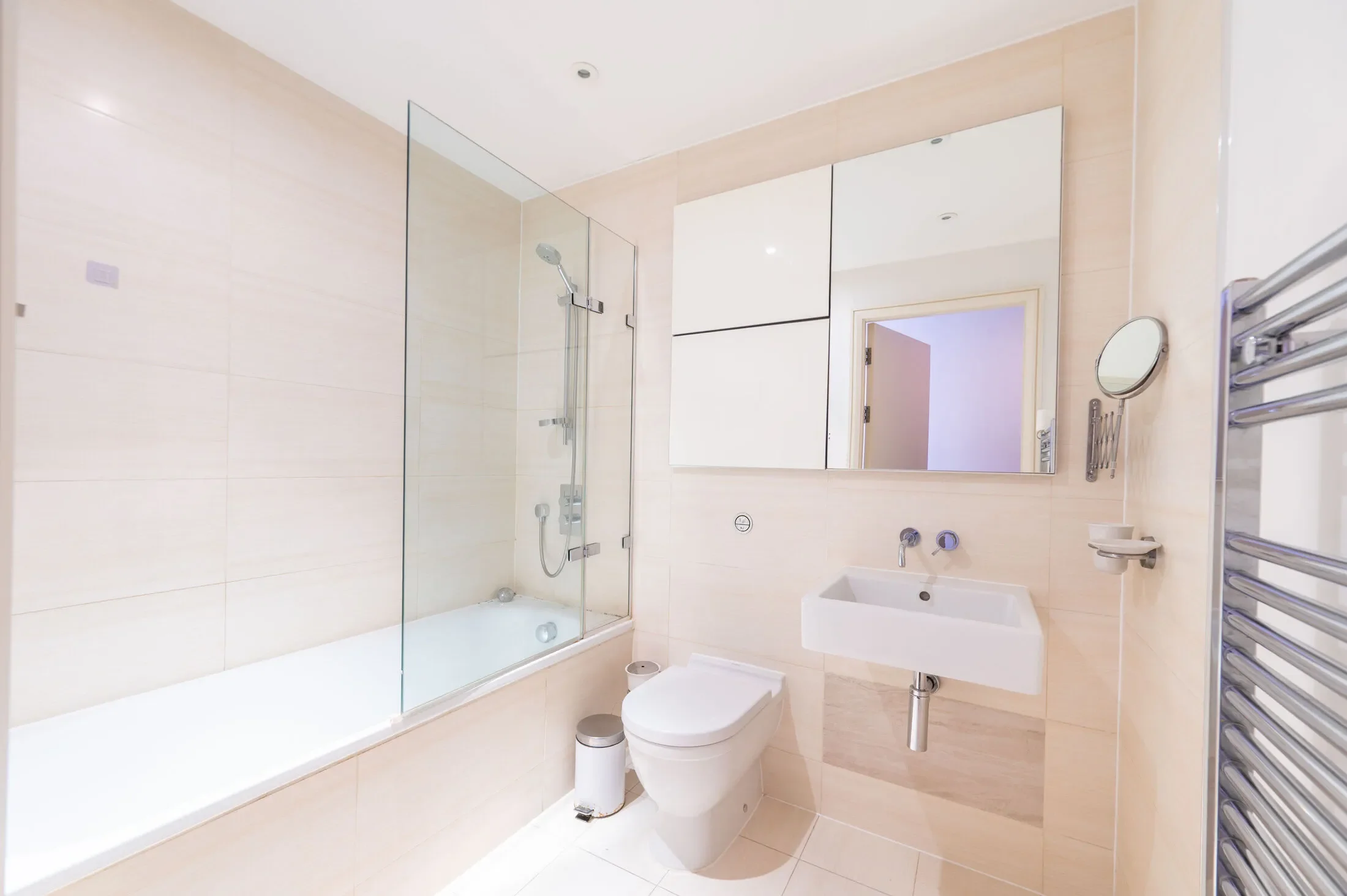 Flat Wembley Central Square in Greater London