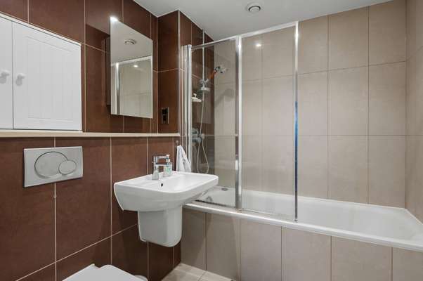 Flat Shepherdess Walk in Greater London