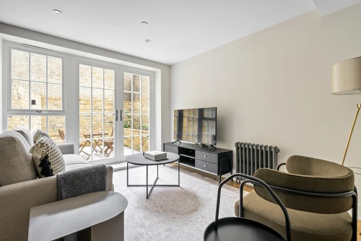 Flat Lower Marsh in Greater London