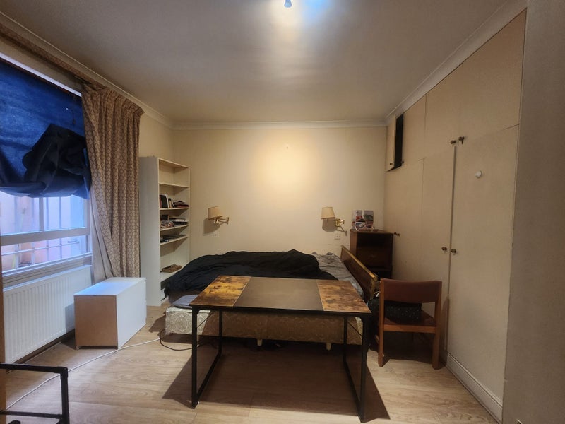 Room Prince of Wales Terrace in Greater London