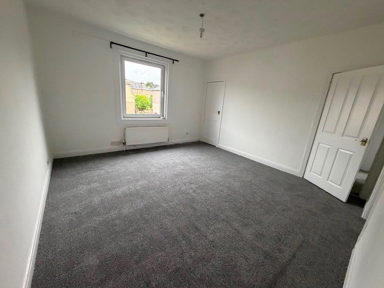 Flat Carlops Avenue in Penicuik