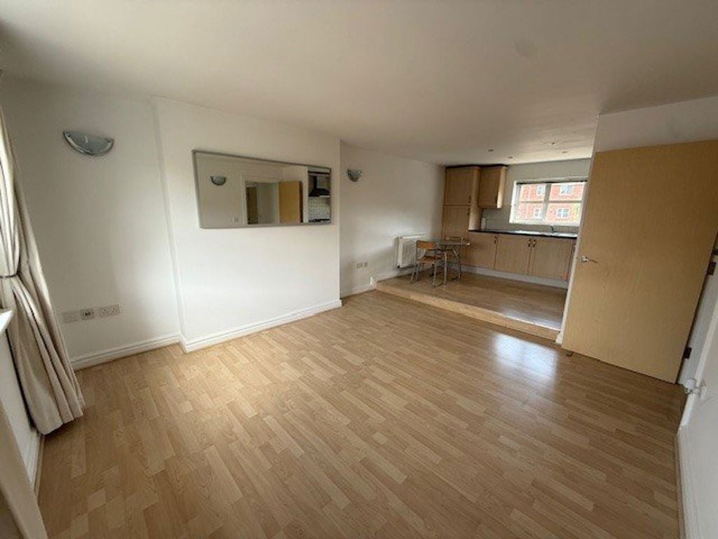 Flat Skipton Close in Hazel Grove