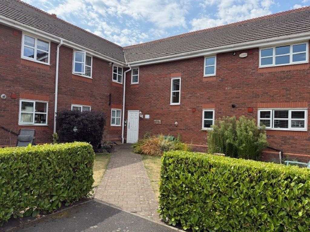 Flat Skipton Close in Hazel Grove