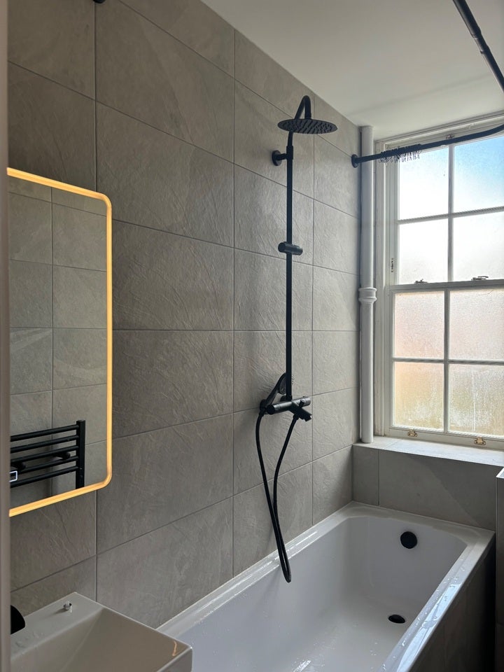 Room Blakenham Court in Greater London