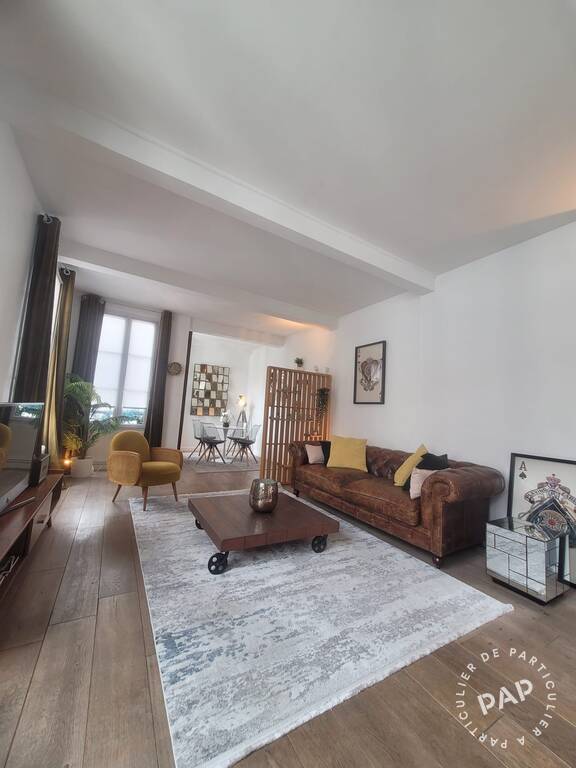 Flat Rue de la Paix in Paris