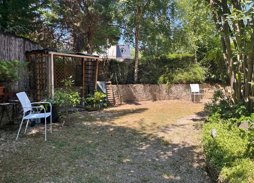 Flat Avenue Fourcault de Pavant in Versailles