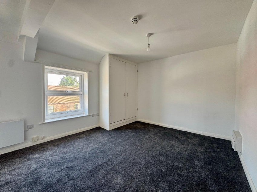 Flat Long Street in Easingwold