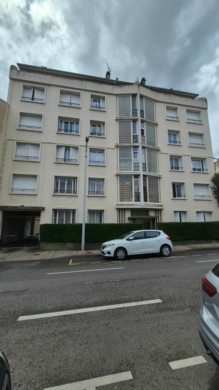 Flat Rue Alexandre Raffin in Roanne