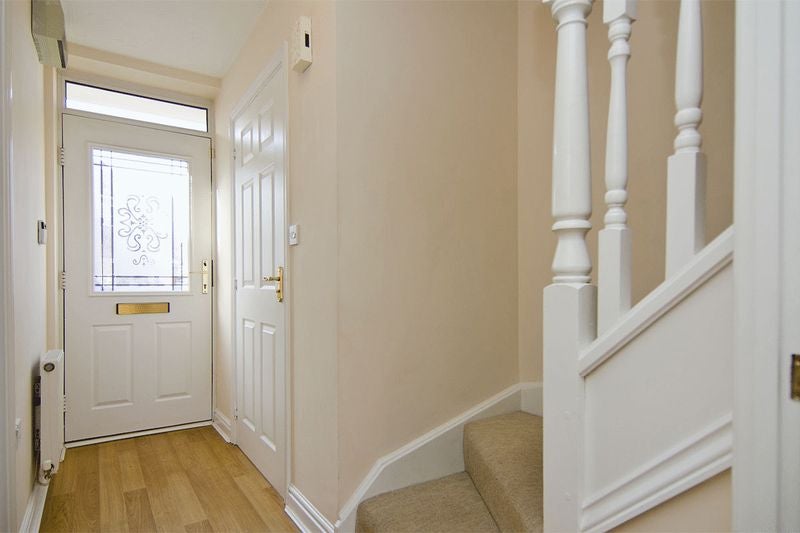 House Broadbent Close in Lichfield