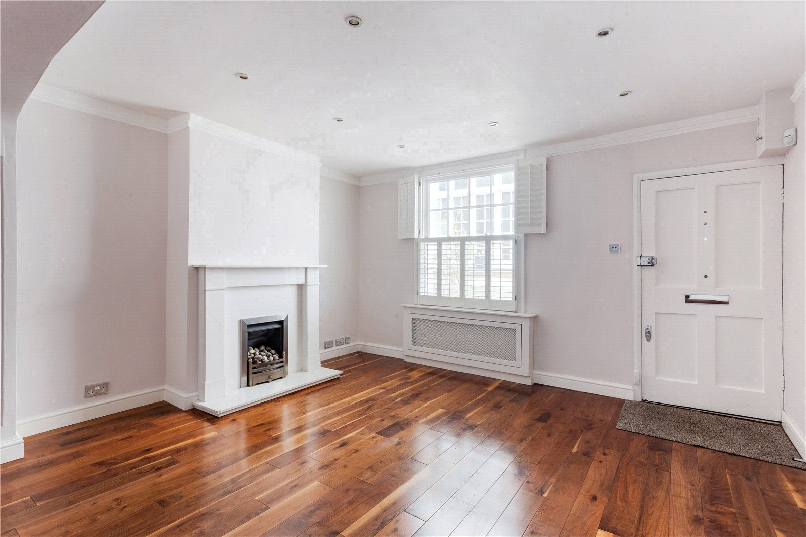 House Kinnerton Place South in City of Westminster