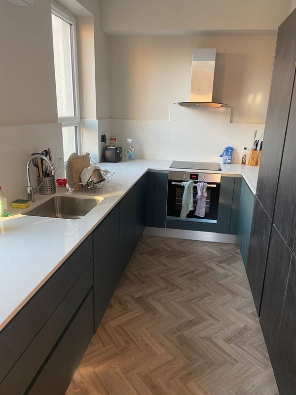 Room Lyham Road in Greater London