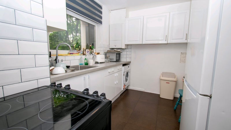 Room Cambridge Heath Road in Greater London