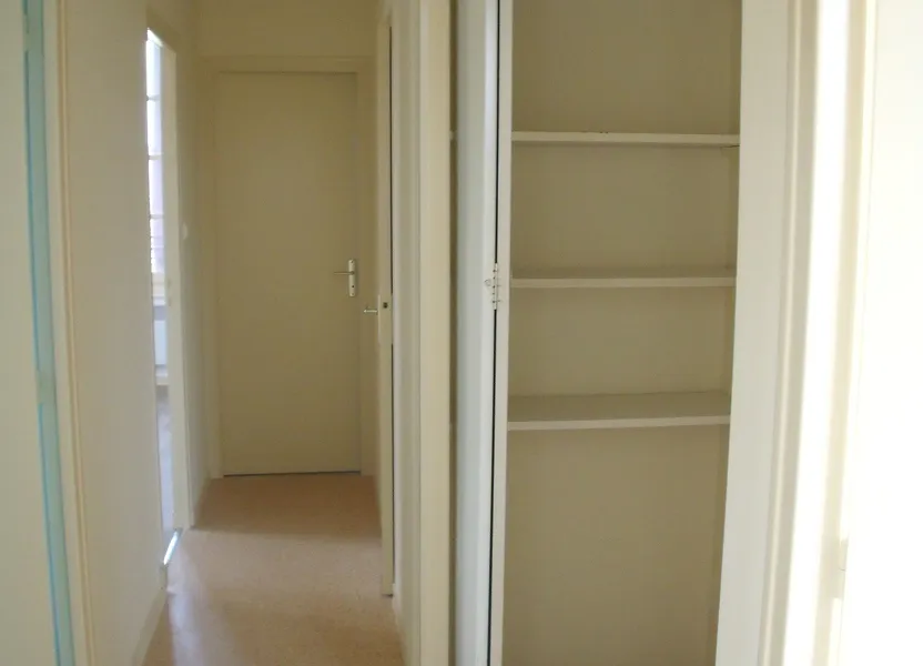 Appartement Rue Sainte-Barbe à Saint-Yrieix-la-Perche