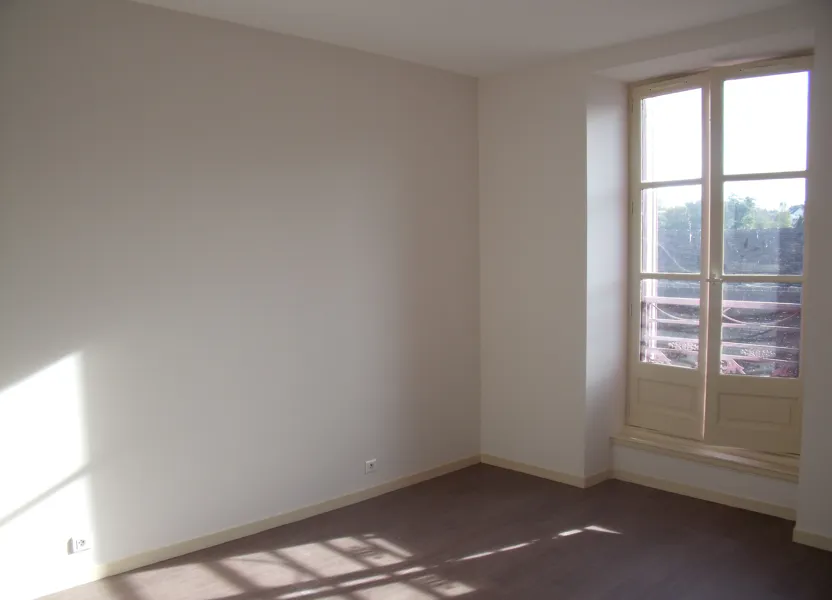 Appartement Rue Sainte-Barbe à Saint-Yrieix-la-Perche