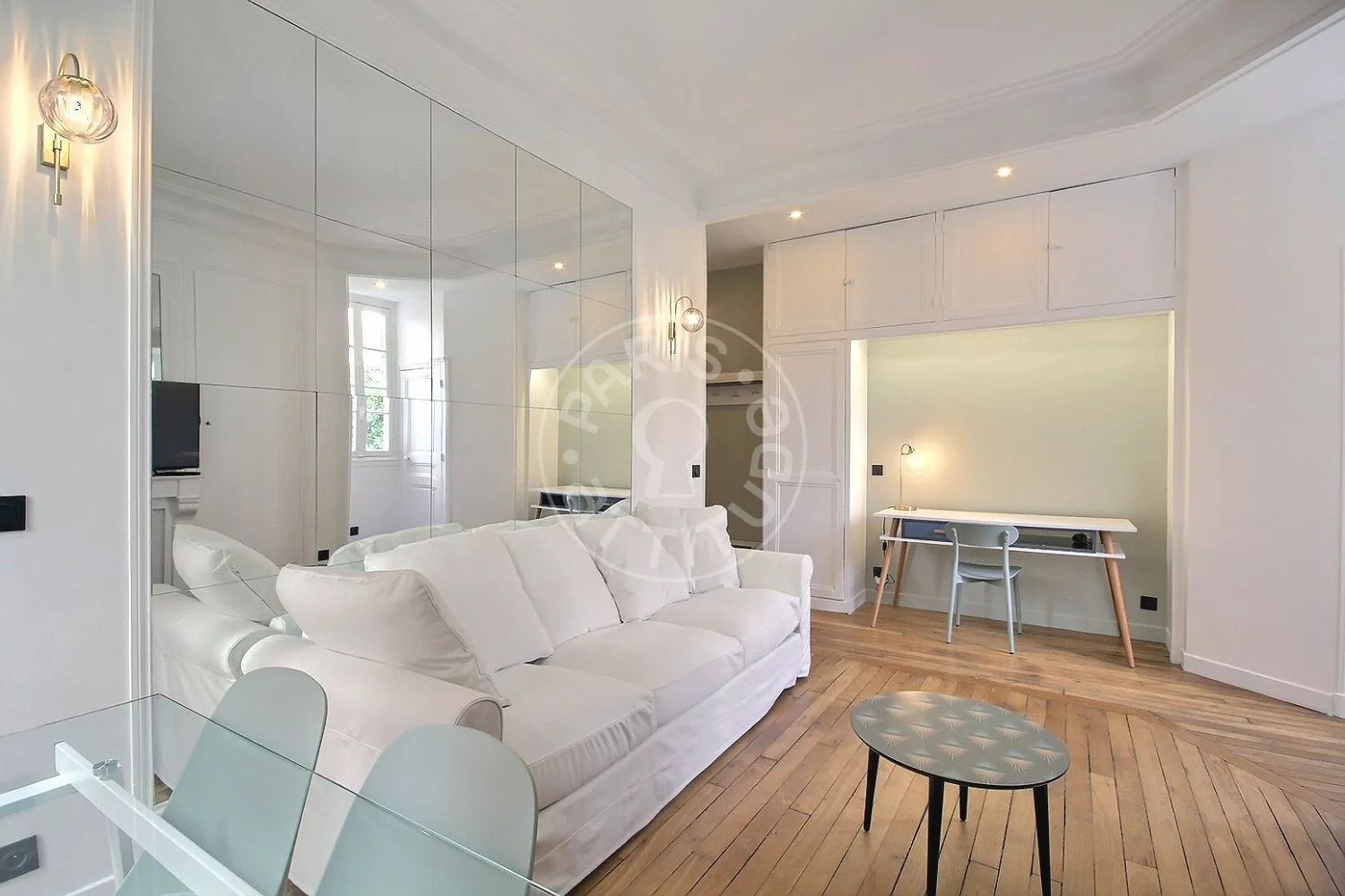 Flat Rue Leconte de Lisle in Paris