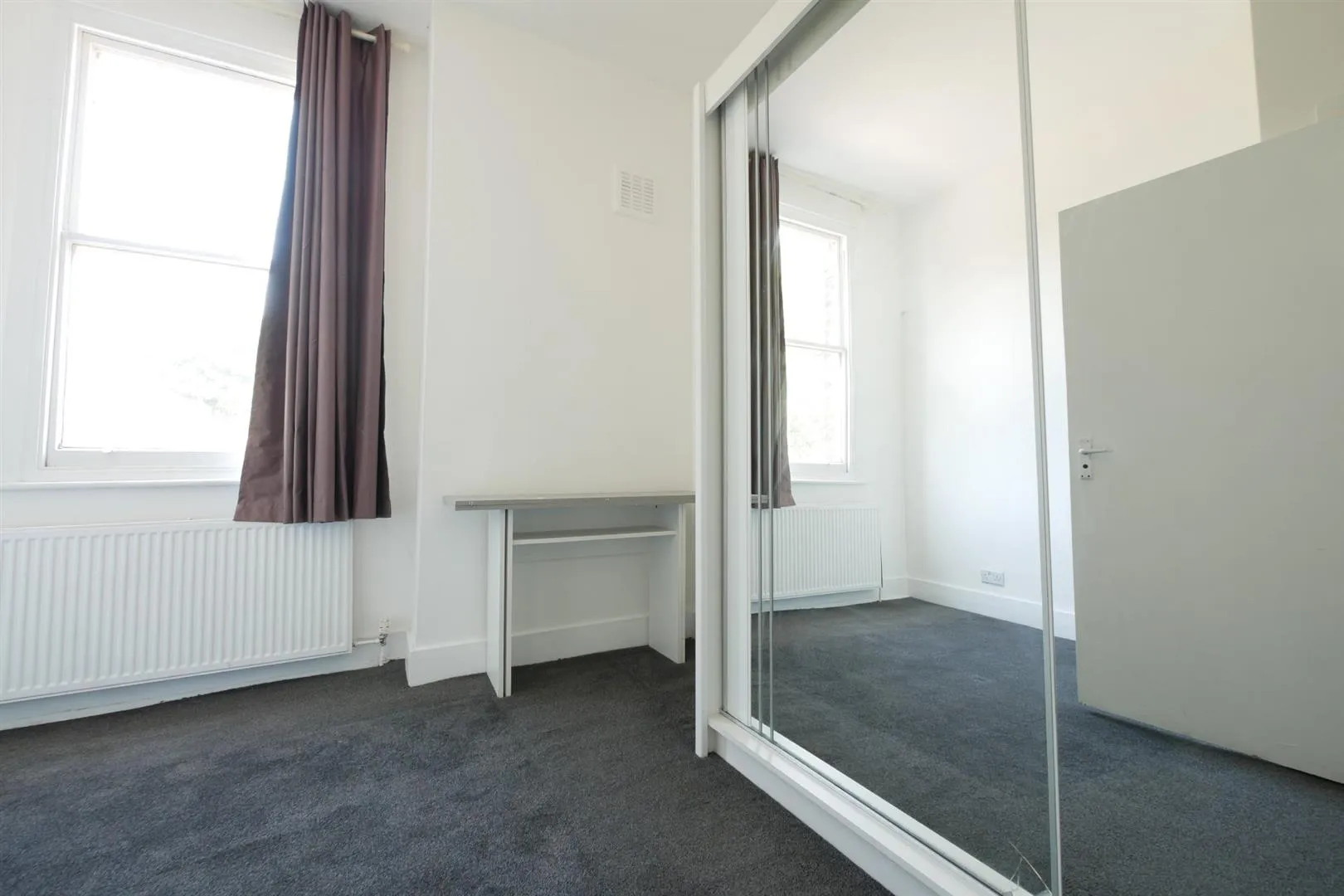 Flat Southwold Road in Greater London