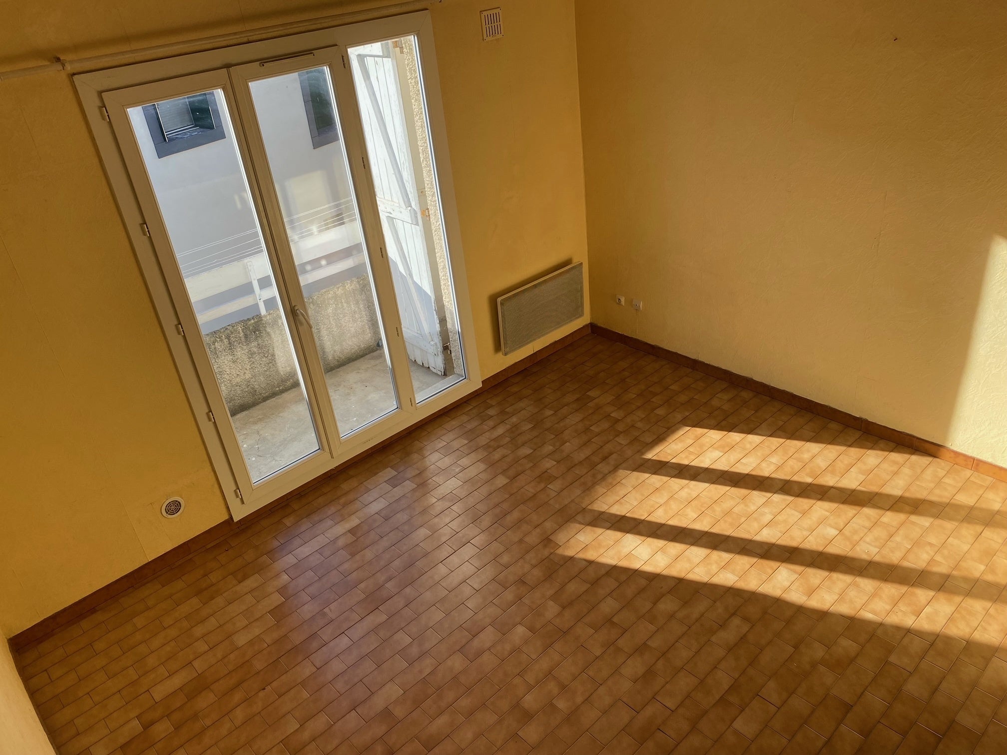 Appartement Rue des Remparts à Vias