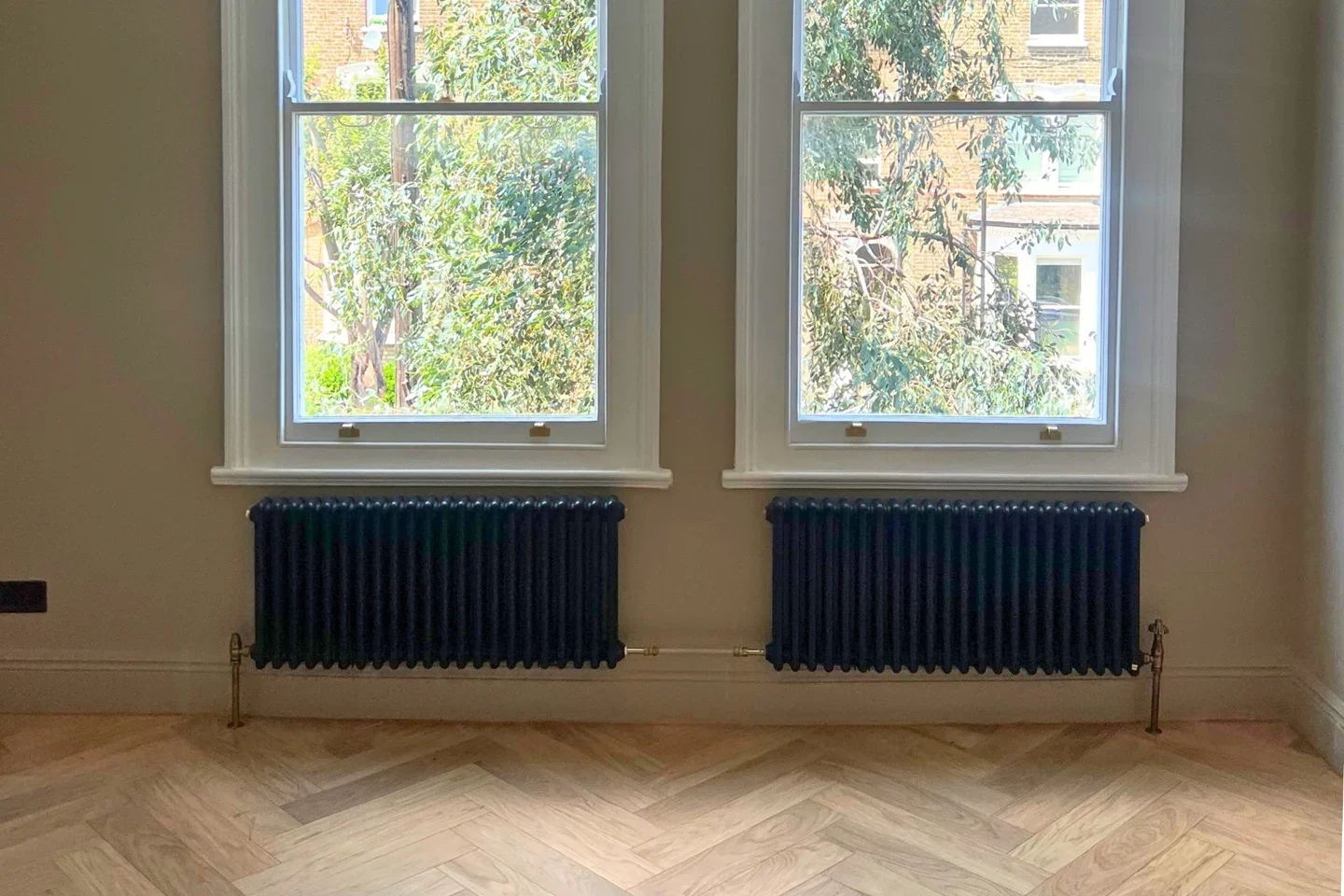 Flat Lady Margaret Road in Greater London