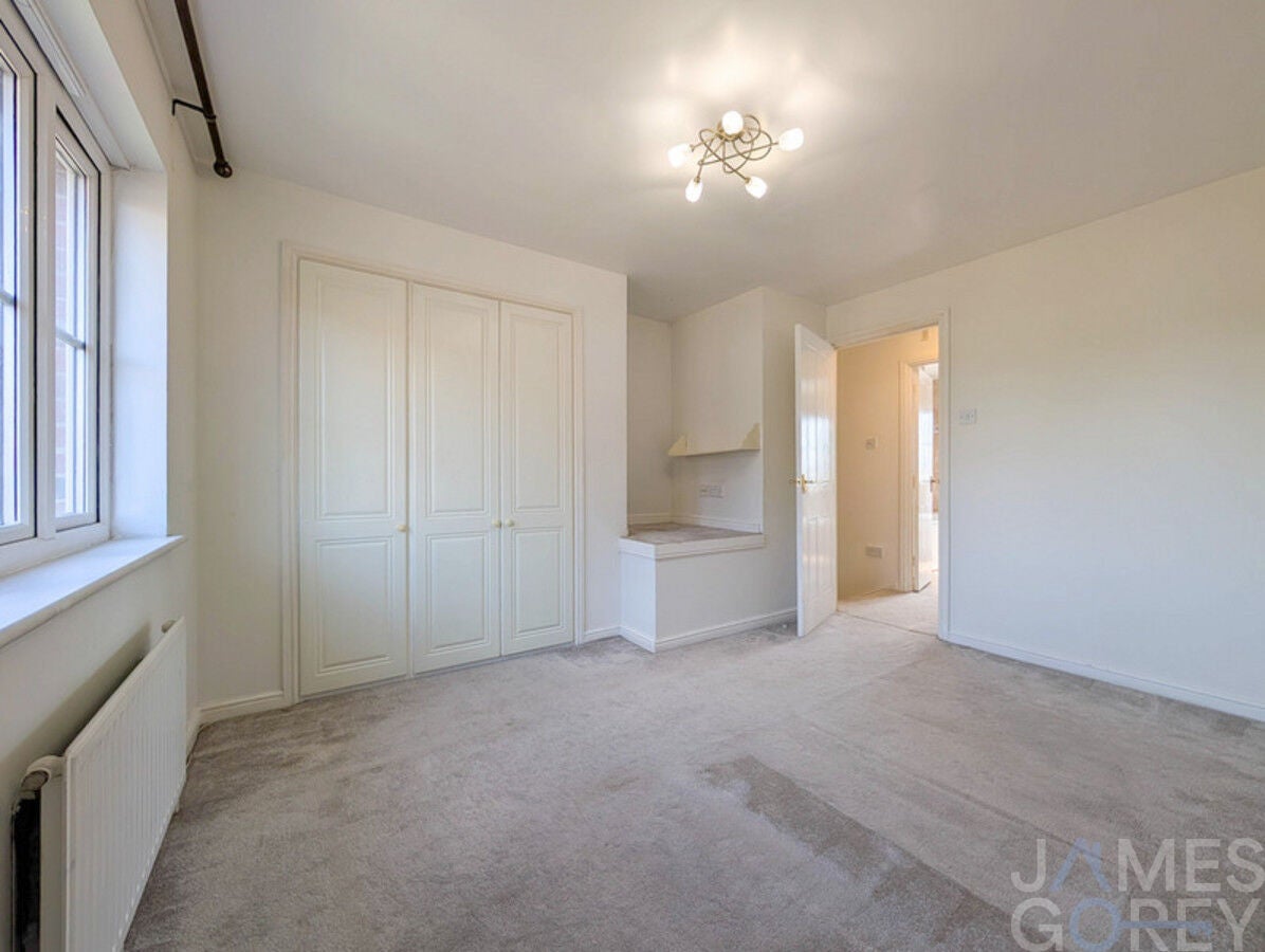 House Troon Close in Greater London