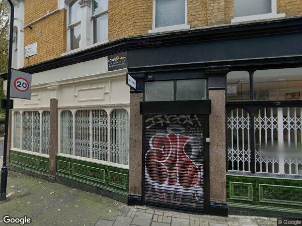Flat Waterson Street in Greater London