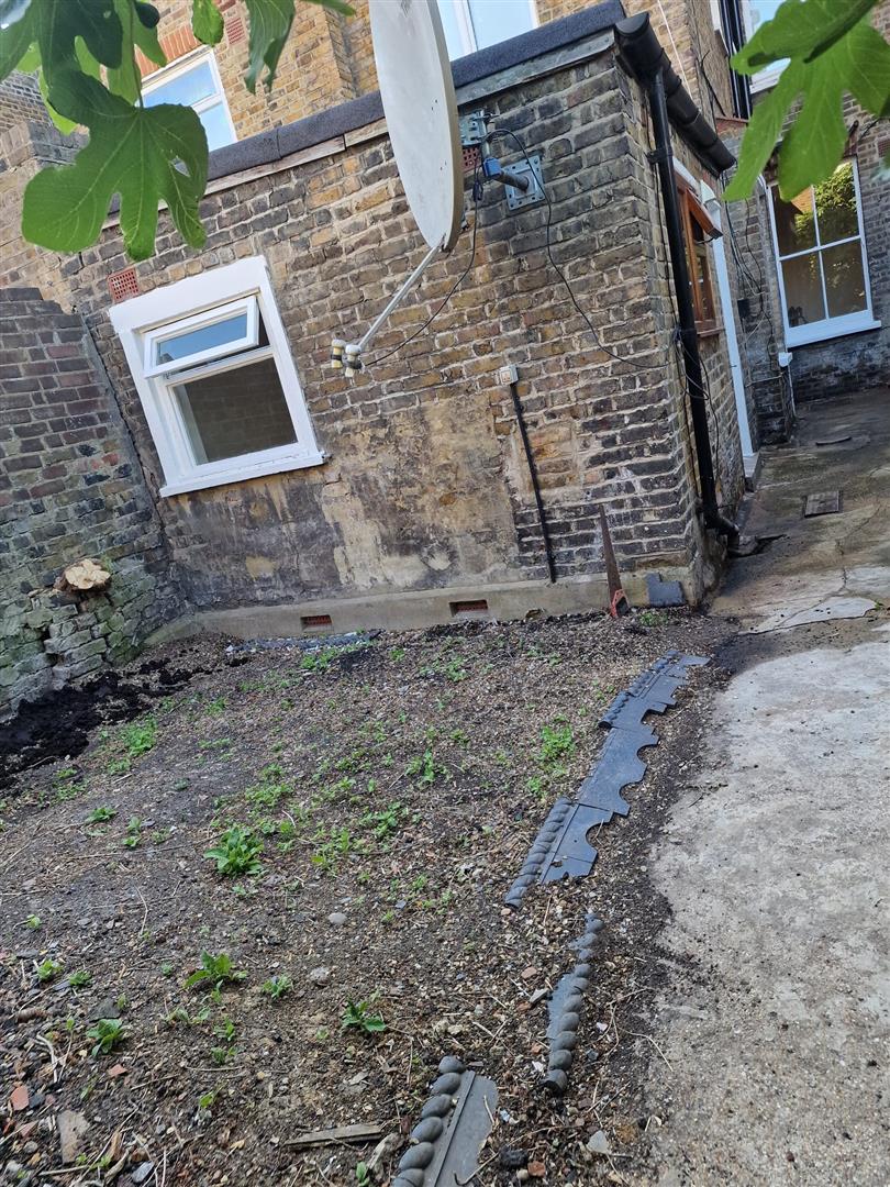 Flat Portnall Road in City of Westminster