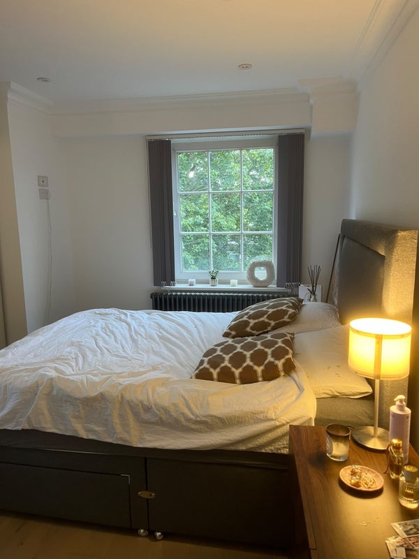 Flat Harewood Avenue in City of Westminster
