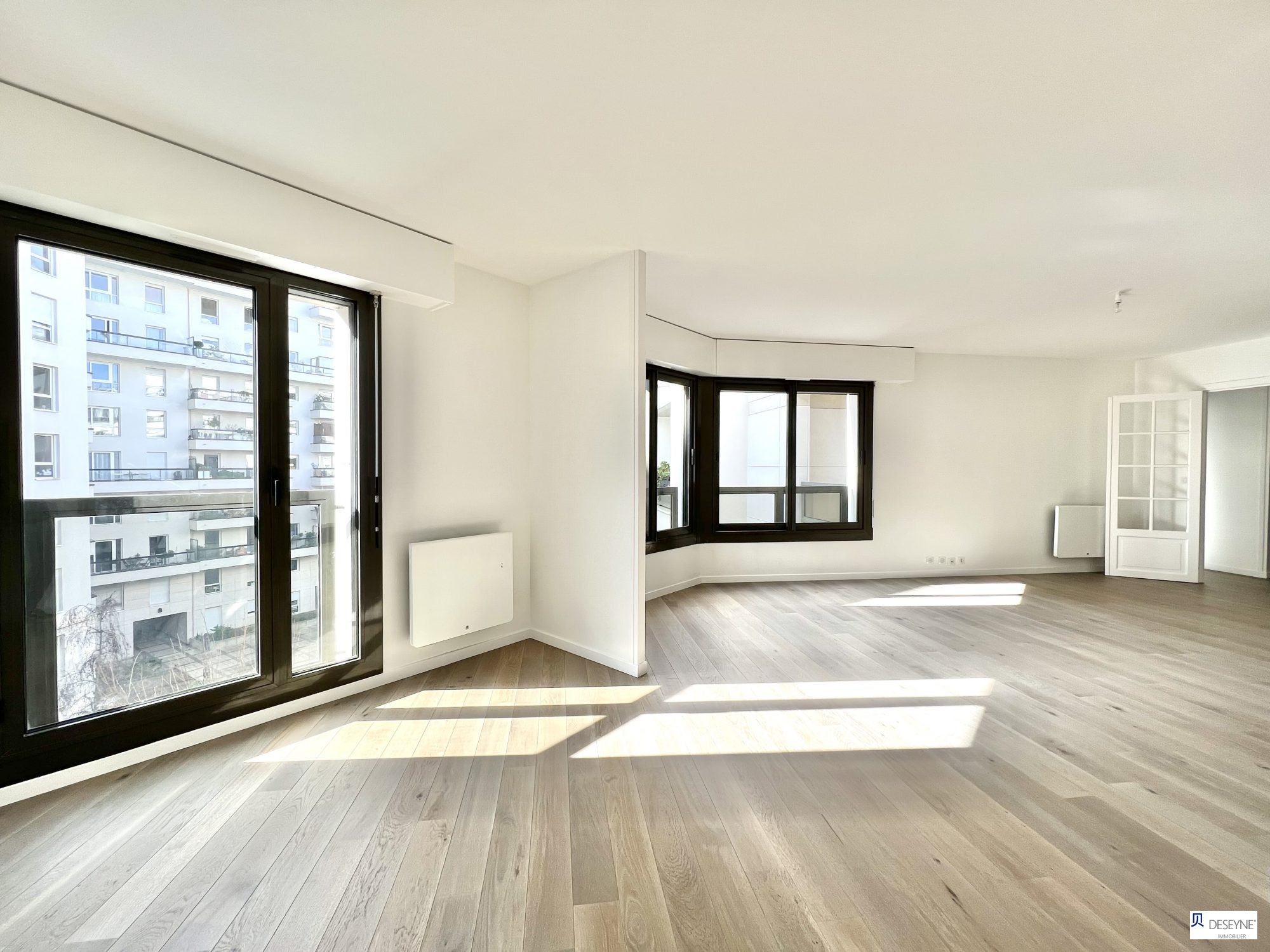 Flat Rue d'Arsonval in Paris
