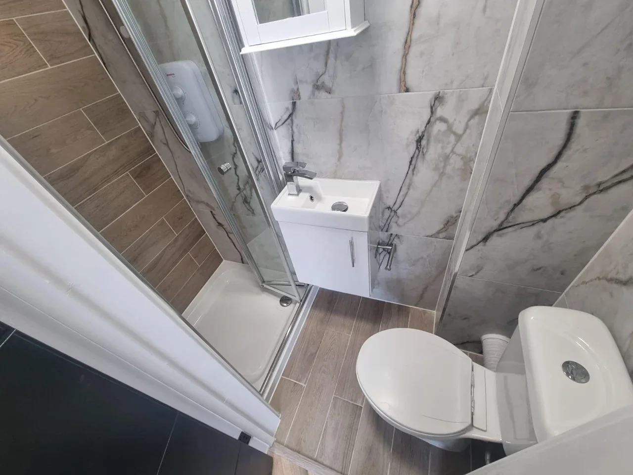 Flat Elmdon Road in South Ockendon