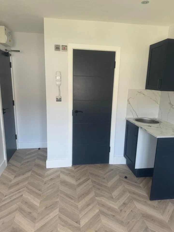 Flat Elmdon Road in South Ockendon