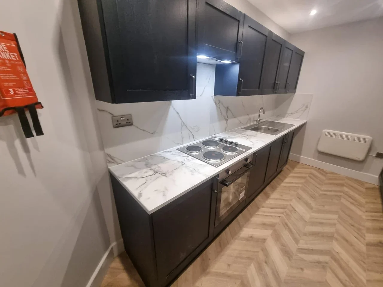 Flat Elmdon Road in South Ockendon